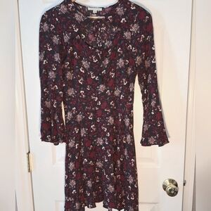 American Eagle Womens Dress Sz S Dark Floral Flutter Sleeve Boho Fairy Zip Side